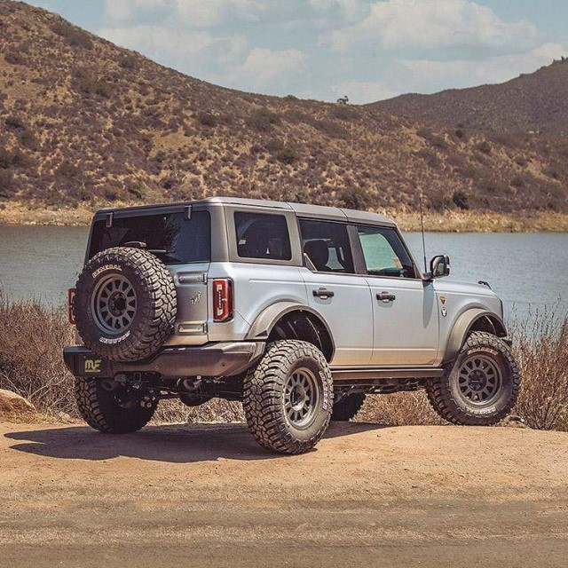 magnaflow exhaust ford bronco