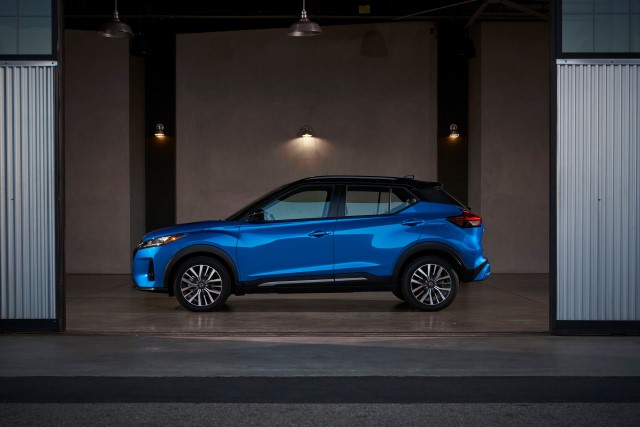 nissan kicks